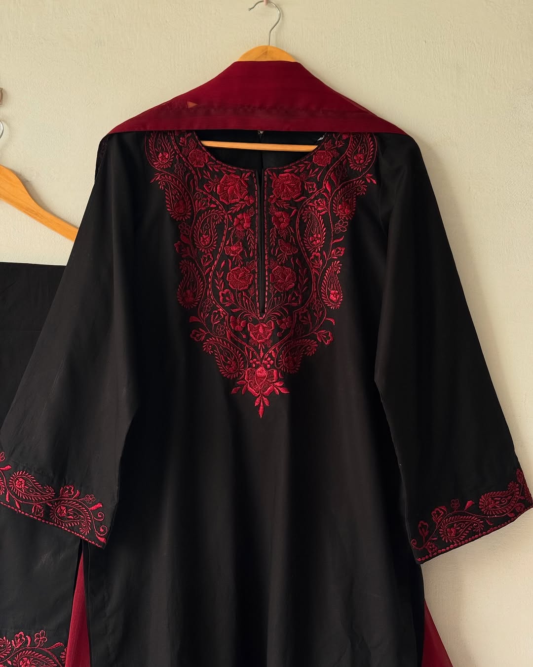 Sequence Embroidery Three Piece