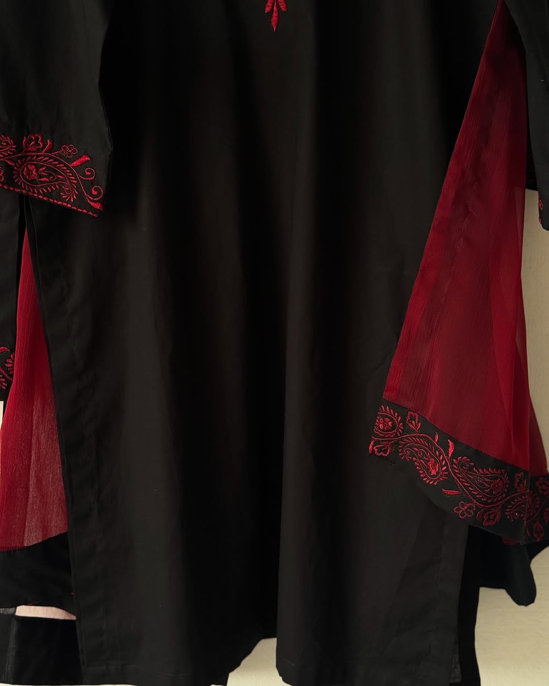 Sequence Embroidery Three Piece