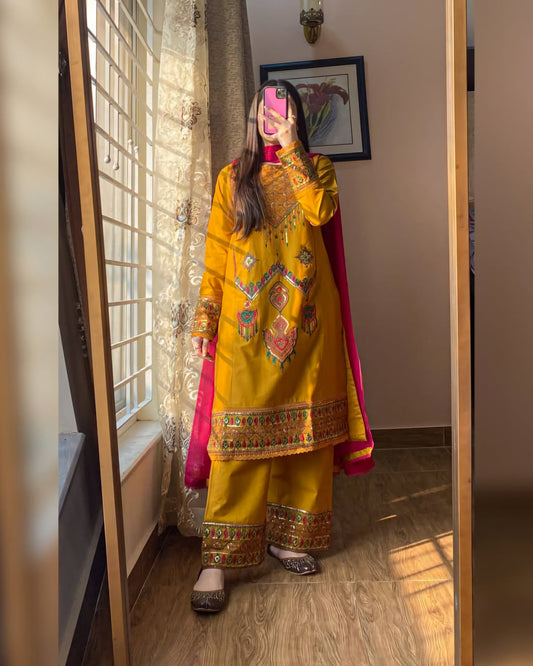 Sequence Embroidery Three Piece